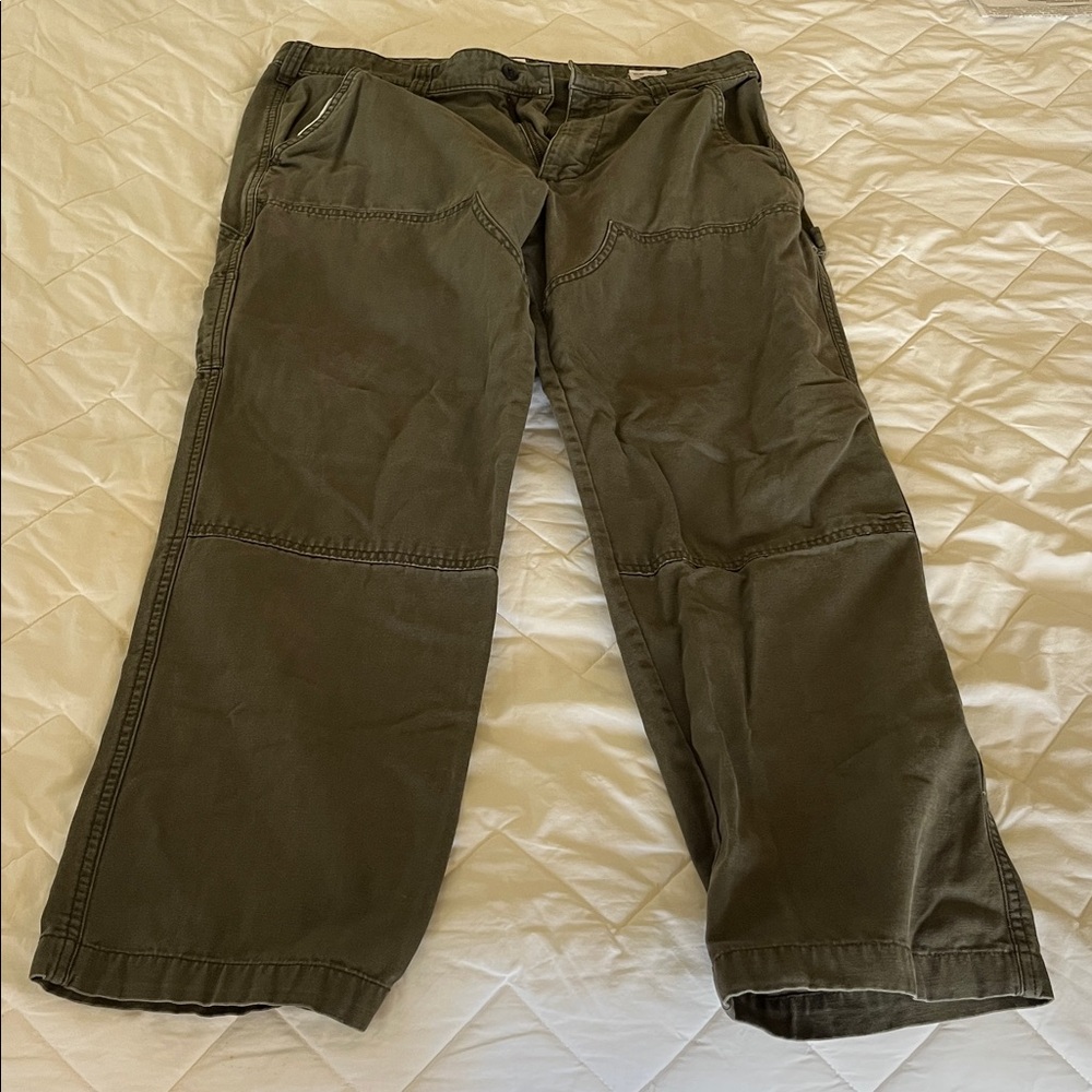 GAP Men's Olive Green Carpenter Pants